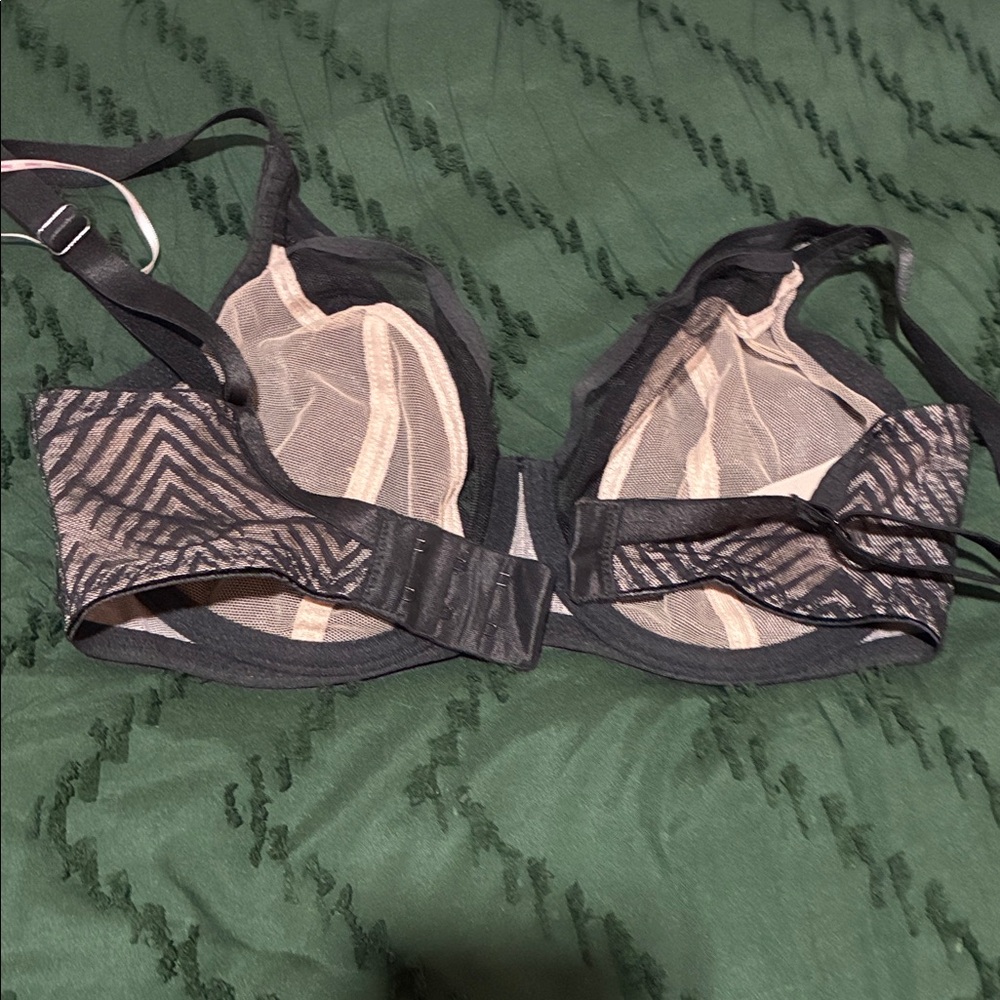 Freya Black Sheer Underwire Bra - Picture 7 of 7